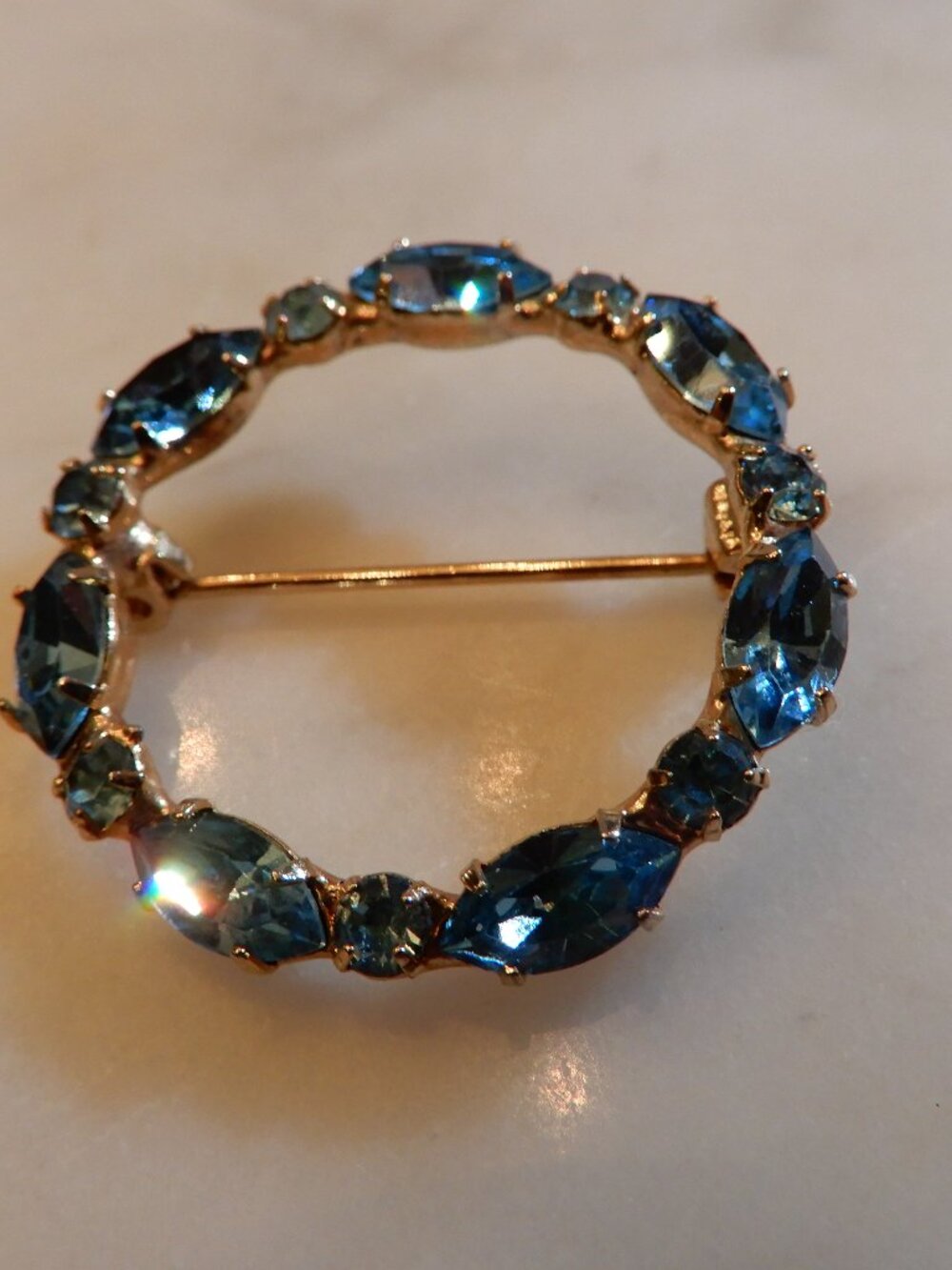 Vintage Rhinestone Circular Brooch
